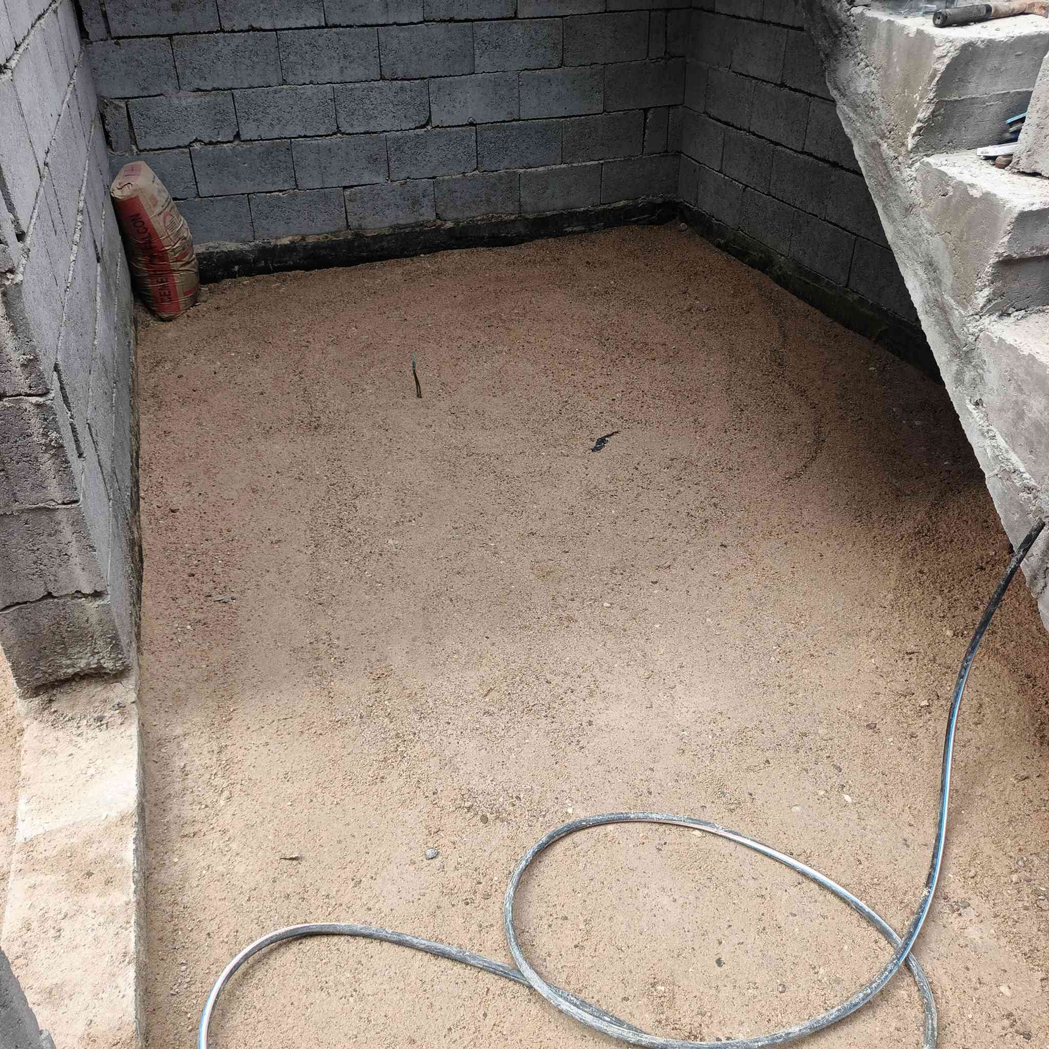 سلام عليكم / يوجد كادر عمل جاهز عمل فتحات باب او شباك  حفر نزالات صيانة واجهات مرمر حجر سيراميك/ تأسيس ماء تنضيف بيوت/تفليش جداران حفر صوندة ماء/ تكشيط جداران / تنضيف حدائق//عمل تسليط سطوح تراب او صب / دفن حفر /نقل اثاث اعادة ماستك شربت بيوت صب دنك / نشتغل كافة الاعمال /عملنه كافة مناطق البصره / تواصل خاص او  على الرقم ***********
