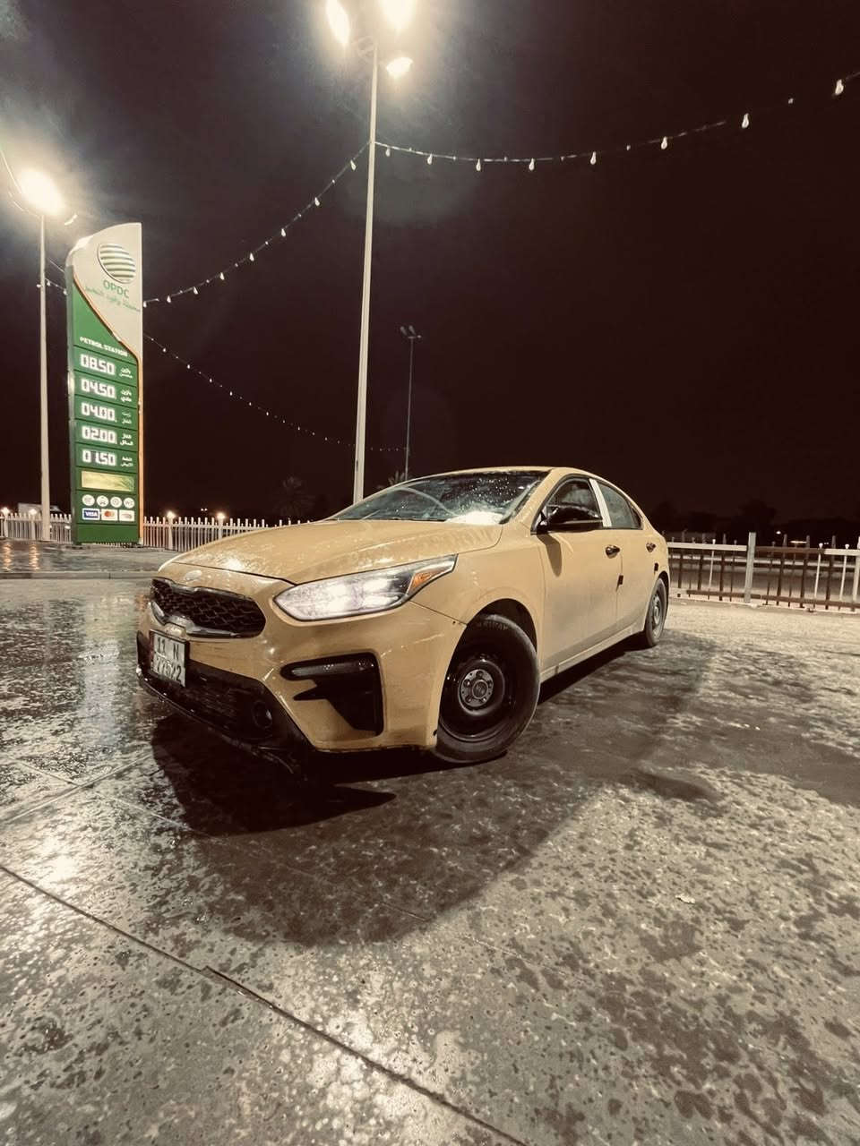 سلام عليكم فورتي موديل 2019 فئة الـS سيارة فول واحد ع واحد ماعدة البصمة سيارة كلش حلوة دوشمة جديدة منضومة غاز بيها ضمان صيانة سنة حادث السيارة مرفق بلمنشور السيارة بيها تنقيص بسيط بدون تبخير السيارة حلوة بشكل السعر 132وبيها مجال بسيط للاستفسار ***********/*********** مكان السيارة مدينة الصدر
