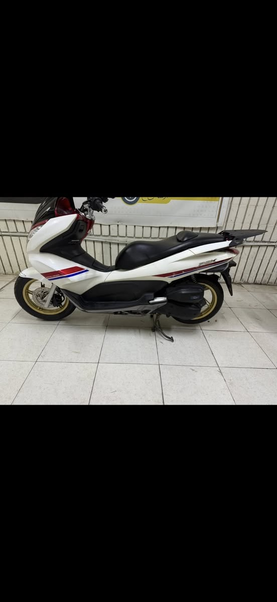 بي سي اكس جيل الاول سعرها 13 ورقه عنوان المشتل  مامتواجد عل فيس رقم تلفوني ***********
