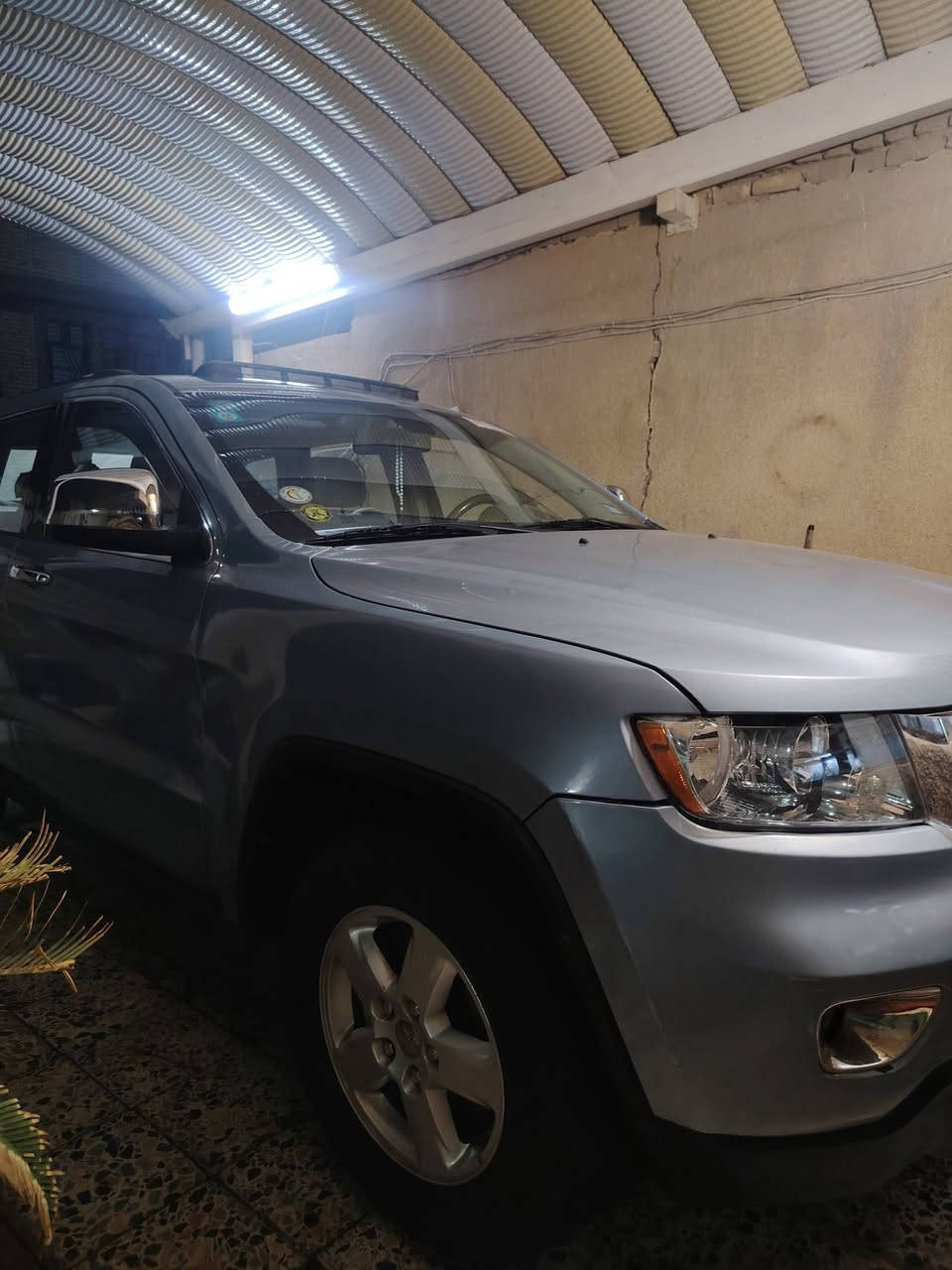 سلام عليكمJeep LIMITED
*جيب لاريدو
*محرك السيارة: 3600/V6 🔥شرط كفاله 
*الكير : اوتوماتيك
*العداد :190mi
*لون : ازرق سمائي 
*الموديل : 2013
*السياره وارد أمريكي
*لسياره مابيه نقص برغي ✅
*الحالة او نوع الضرر : لسياره وارد أمريكي كلين وبل عراق صار بيه صبغ ابيع حزام للجماليه

*الـــــــمــــــوأصــفــات🔥
*4x4 
*بصمه
*تشغيل عن بعد
*كامراه خلفيه 
*فتحه
*تحكمات بل ستيرن
*وشاشه اعطال 
*لون الداخل السياره : بيجي و مطعم بصاج بل دشبول والبيبان
*تخم تاير جديد✅
*السعر : 150 ورقه وبي مجال للشراي
*( ترهم مراوس)
*العنوان :بغداد الدوره ابو دشير
*للتواصل 👇
************ 
************
