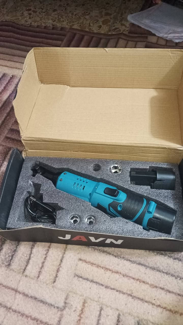 مفتاح راجز شحن دبل بطارية سعره 30 الف
