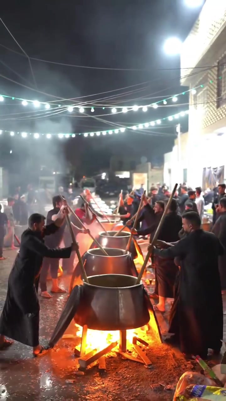 ومن يعضم شعائر الله فئنها من تقوى القلوب 
نبتدأ من اليوم تلقي الحجوزات لشهر محرم الحرام
كادر كبير متخصص لطبخ في جميع محافضات العراق
ولتجهيز كافة الامور من الحطب ولكدور ولمواد واللحم
الطباخ حسين العيساوي الاستفسار /***********
الطباخ حسين العيساوي
