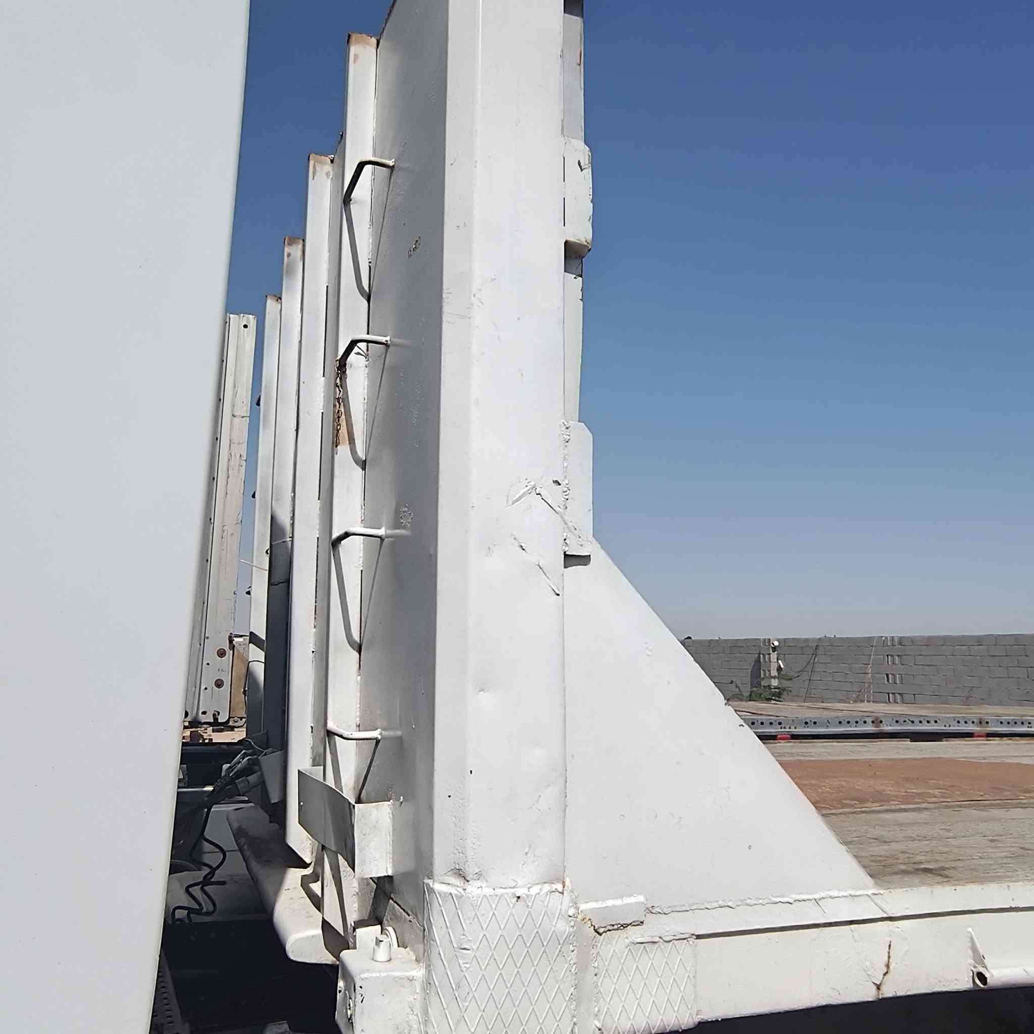 سلام عليكم البيع عربانه وربيه حماله تخم تاير جوبلس برميل مكان بصره سعر 40 وبيه مجال ستفسار *********** ) 
***********
