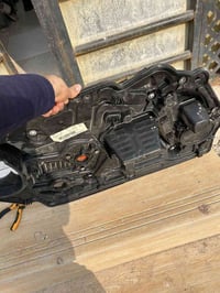 متوفر بطانة بسعر مناسب مع سجة جهت السائق مديل ١٤  الخلل فقط قاعدة الما...