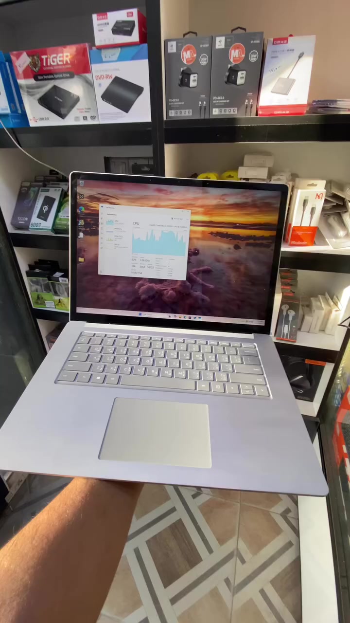 💻 Microsoft Surface Laptop 4

حجم الشاشة : 15 لمس 
🔹 المعالج: Intel Core i5-1045G7 الجيل العاشر 
🔹 كرت الشاشة: Iris Plus Graphics
🔹 الذاكرة العشوائية (RAM): 16GB
🔹 التخزين: 256SSD
🔹 شاشة أنيقة وعالية الدقة بتصميم نحيف وخفيف الوزن

✨ مميزات إضافية:
• أداء قوي وسريع
• بطارية تدوم طويلاً
• تصميم ألمنيوم أنيق
• لوحة مفاتيح مريحة مع إضاءة خلفية

العنوان : قضاء النصر - شارع شركة الطائي - مقابيل حامد المصور


**إذا كنت صاحب هذا الإعلان وتريد حذفه لأي سبب، رجاءا أرسل رسالة إلى الدعم الفني**