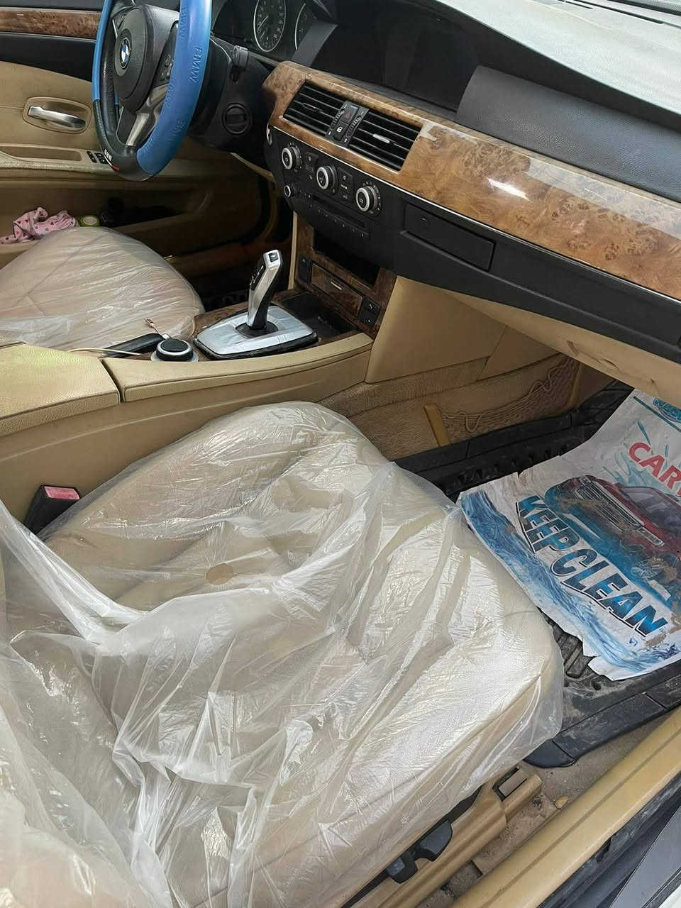 السلام عليكم بي ام ميماتي e60 530  N52 بدون كص السياره جديده وماكو دكمه نقص كلها شغاله السياره متوامه سليمانيه طبق الاصل السنويه ويا الشاصي دك حاسبه وين ميعجبك السياره بدون كص السعر 60 وبيها مجال بسيط عنواني بغداد ***********
