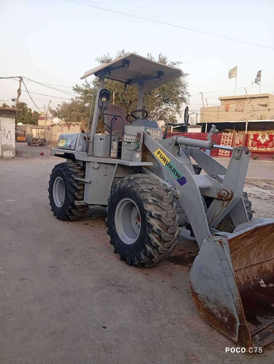 السلام عليكم شفل لبيع حجم50موديل 1998رقم قادسية مكينة انمر 98لا صرف ولا تبخير مكفول من الدفع والرفع سنوية ما ساقطة لسنة 2028مكاني بغداد الشعب السعر 130وبي مجال رقم الهاتف ***********
