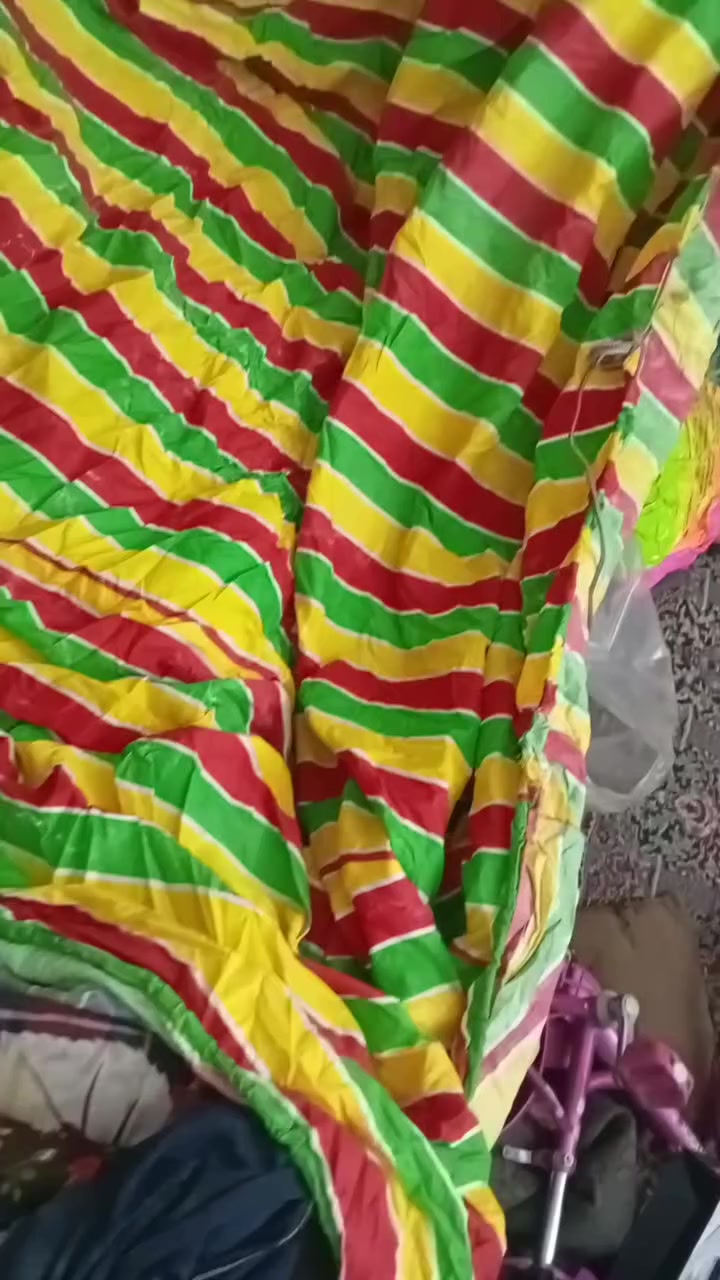 جادر مال امزون طلعنه اليريده سعره 15 الف ماعندي توصيل رقمي *********** الجادر كلشي ما بي عل اول تم مكان بغداد المدينة الصدر بل داخل يم سوق الأوله
