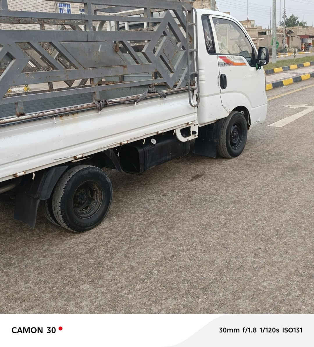 سلام عليكم كيه حمل موديل 15 مكفوله كفاله عامه رقم بصره سنويه 29 محرك 2700  رقم شاصي واضح مكينه لا تنقيص والا تبخير المكان الناصريه سوق الشيوخ السعر 96 وبيهه مجال ***********
