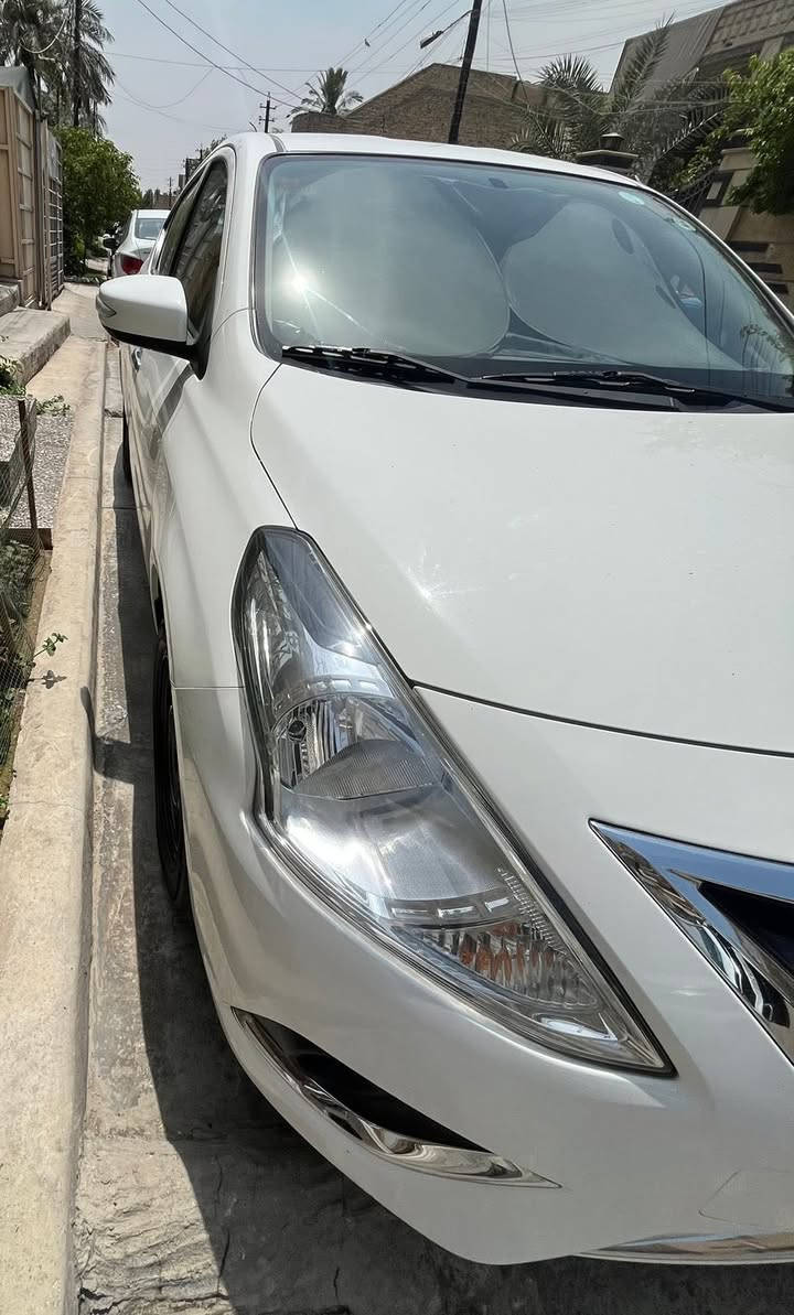 السلام عليكم..
سني هندي🚘 2024🚘 اربيل  ماشية قليل.32 الف
السيارة مكفولة كفالة عامة على وضعية الشركة .
مواصفات..
شاشة ..كاميرا..حساس خلفي.دبل ايرباك..جام 4 أوتو..تبريد قطعتين.. تحكم ستيرن جهتين..اشاير بالمري والمري كهرباء..يدات نيكل..بلوجكتر أصلي..ويل اسود حجم 15 ..داخل بيجي..مانع انزلاق..( الوكالة او التحويل  ) العنوان بغداد الجديده ☎️ ***********.السعر 123بيها مجال بسيط
