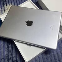 ايباد 9 • ٦٤ • استخدام قليل