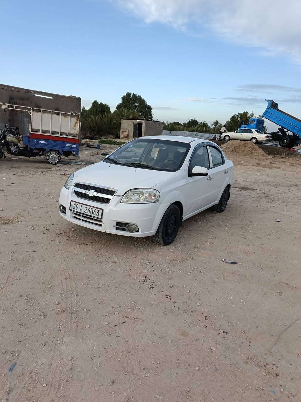 سلام عليكم افيو موديل (2011) مكفوله كفاله عامه أوتوماتيك مكينه جديده تخم تاير رقم كربلاء سنويه /30/السعر (72) وبيه مجال لشراي لاتصال عل رقم /***********/ مكان النجف
