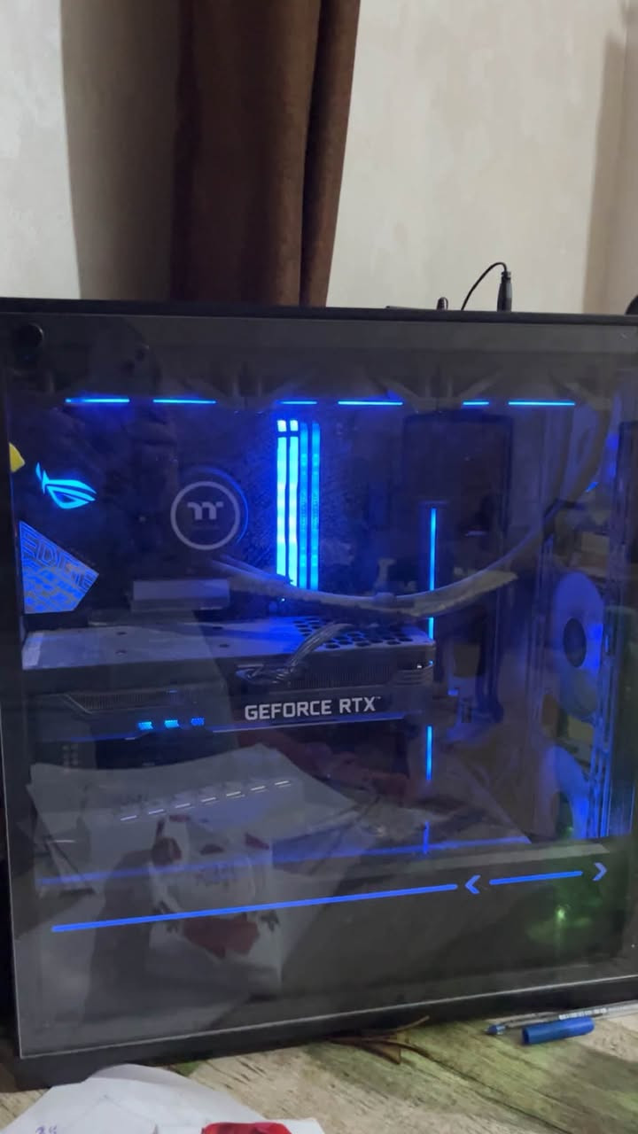 Pc asus rog للبيع او للبدل على لابتوب نواصفات عالية مع دفع فرقية لصاحب الابتوب
Core i9 9900k معالج فئة الالعاب

تبريد مائي
 3 مراوح تبريد RTX 3070 ASUS
32 ram ddr4 corser
1 tera ssd
Motherboard ASUS ROG 
POWER 650W
6 مراوح + 3مراوح كرت الشاشة
شاشة UDore 180hrz
كيبورد ريزر وماوس hp وماوس باد
مع ساعة ارقام ذكية ولد رينر اضائة

مع مايك B800 وستاند للمايك

سعر الجهاز 700 او للبدل على لابتوب مواصفات عالية مع دفع فرقية
رقم التواصل
0770777986


**إذا كنت صاحب هذا الإعلان وتريد حذفه لأي سبب، رجاءا أرسل رسالة إلى الدعم الفني**