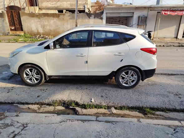 توكسن 2010 فول بنورمه رقم دهوك هزة ورقم جديد بسمي 145وبيها مجال ***********/***********
