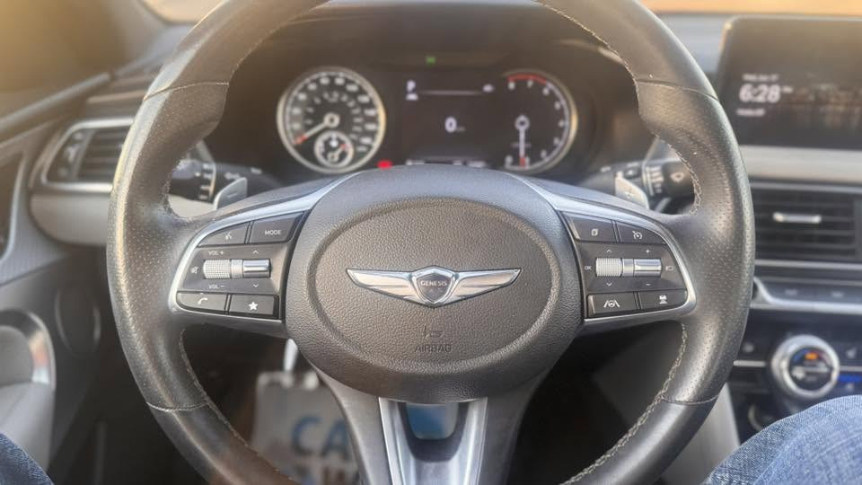 GENESIS G70 Sport Prestige
VIN: KMTG34TA5PU104568
موديل - 2023 
الممشى - 72000 KM
المحرك - 2.0L Turbo 
الكير - اوتو 
اللون - Green
المواصفات - Sport Prestige - رادار تفاعلي - تحديد المسار - سياقة ذاتية - مانع تصادم - حساسات أمامي خلفي - نقطة عمياء - إعادة الى المسار في حالة وجود خطر تصادم عند محاولة تغير المسار - بانورما - مري شفط - مري قلاب - مري تضليل بلادي - دخول ذكي - تشغيل عن بعد - بابين بصمة - صندوق أتوماتيك او بصمة - تايرات two size - شحن وايرلس - تحكم ستير -  كشن memory - كشن السائق والراكب الأمامي كهرباء - تدفئة تبريد كشنات - تبريد مناخين
الضرر -  خلفي بكلايت خلف السائق - بدون ضرر أيرباك كما موضح بالصور - شخوط خفيفة - كلير بنيد ضمان عدم التبديل
الرقم - قادسية معوقين (((كفالة التحويل)))
الموقع - بغداد
السعر 21,700
***********

