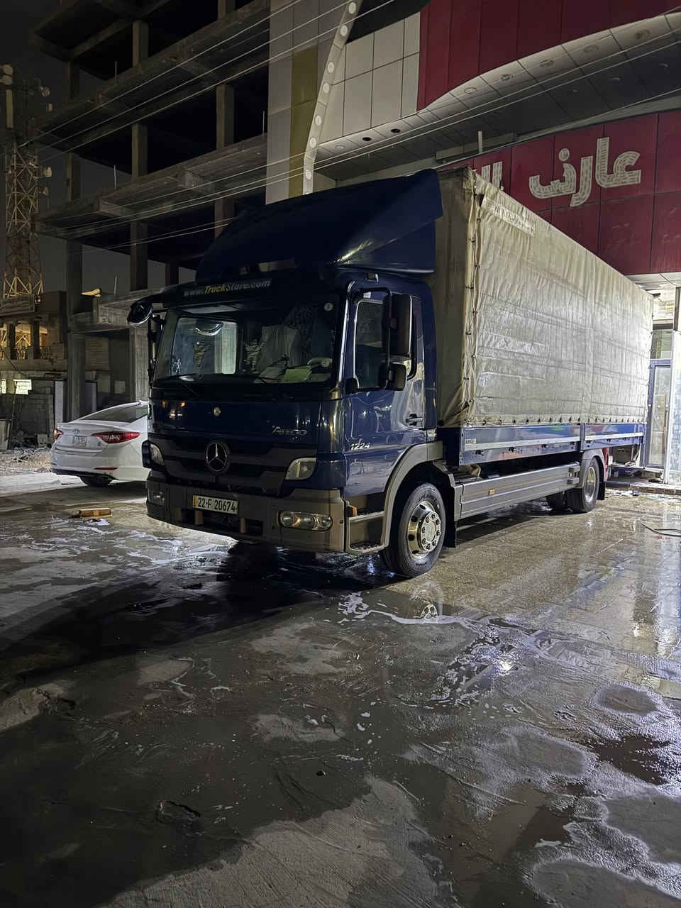 السلام عليكم اتكيو مارسدس موديل2011 فول مواصفات مكينه سته بستم 8برغي مثبت سرعه تحكم سترين جوبلس خلفي وسبرنك امامي سياره مقفوله عامه على وضع الشركه 
ضرقم الهاتف، ***********
