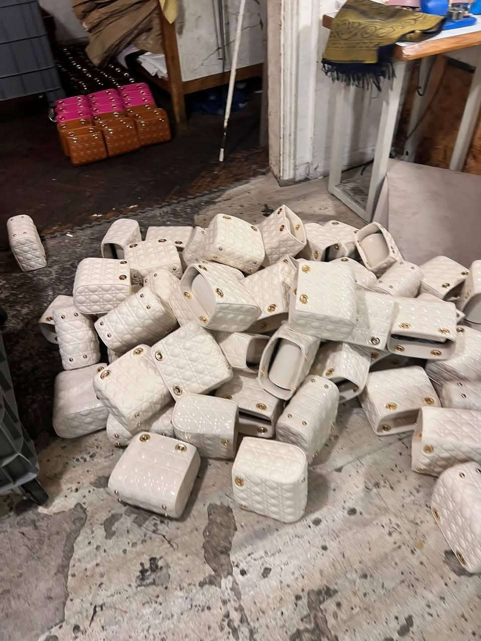 شروات باقل الأسعار 
باقي الاشكال والاسعار في القناة التلجرام ⬇️ 
https://t.me/+1np7yG5F9XU0NDBk
https://t.me/+1np7yG5F9XU0NDBk


**إذا كنت صاحب هذا الإعلان وتريد حذفه لأي سبب، رجاءا أرسل رسالة إلى الدعم الفني**