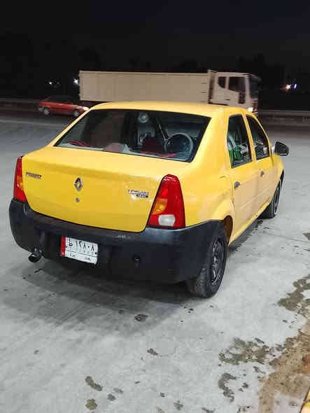 رينو موديل 2009 جديده رقم بغداد لون اصفر تايرات و صدر جدد محرك مبدل جديد كلش ناعمه بل مشي بيه صبغ محدده اني بل صوره بس هذني بعد بنيد بيه جراد عليه غرامة 400 الف تنزل من لسعر  گير عادي عنوان بغداد حي البساتين سعر (35)وبيه مجال للطيبين رقم التليفون (***********)🫡

