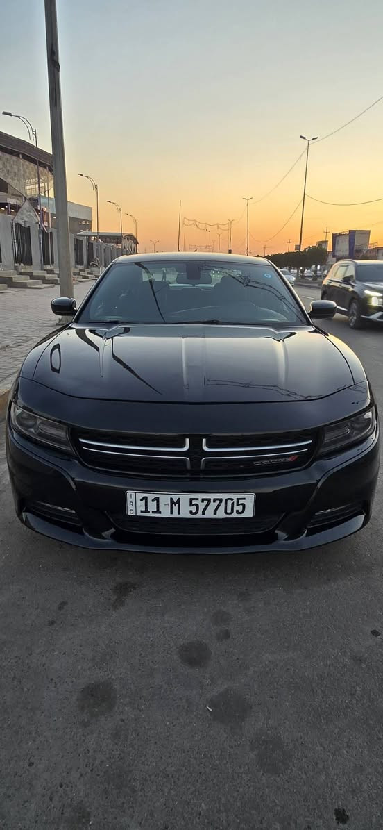 السلام عليكم للبيع دوج جارجر كندي كلين تايتل موديل2015 ماشيه117 سيارةمبيها كلوب نقص نضافه 100 من100 بيهاباردقليل وصبغ جاملغ خلفي جان بي باردموحلو وصبغته ومصورةفديو مال التصليح اي استفسار اتصال فقط خاص ممتواجد عنواني بغداد ***********
