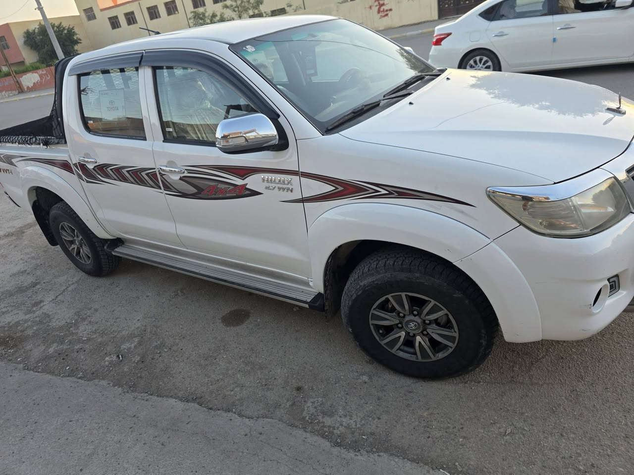 📢 للبيع أو المراوس.. تويوتا هايلوكس (بكم) 2014 "لوز" ومكفولة
السيارة مثل ما مبين بالصور، نظافة تامة ومال جنّاي:
✅ النوع: تويوتا هايلوكس (Toyota Hilux) موديل 2014.
✅ المحرك: 2700 (2.7L VVT-i)، 4 سلندر، كير عادي.
✅ الحالة: مكفولة من الصبغ نهائياً وبشرط الفحص.
✅ الرقم: أربيل (حمل)، السنوية والتحويل جاهزة.
✅ الممشى: 180 ألف كم حقيقي.
✅ المواصفات: خليجية، سعودي، داخل نظيف، تخم تاير جديد. 

🔄 المراوس: أرغب بالمراوس بسيارة أحدث وأفضل (صالون أو عالية)، العمله على الخاص

📍 المكان: صلاح الدين - تكريت.
📞 للتواصل والاستفسار:
***********
***********
