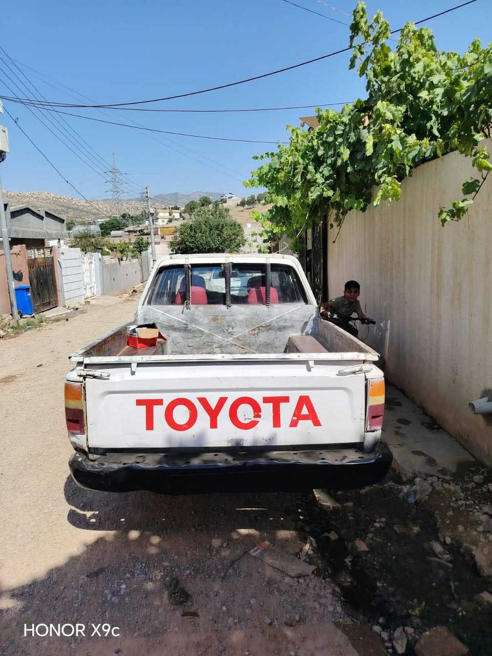 پیکاب فاو ارنب بوفروشتن ماڵی کەسابەتو فلاحیە  رقم دهوک  غرامە 600لەسەرە لەسعری دیتەخوار  بو هەر زانیاریەکی تر پەیوەندی بەوژمارە بکەن ***********

*********** شقلاوة, أربيل
