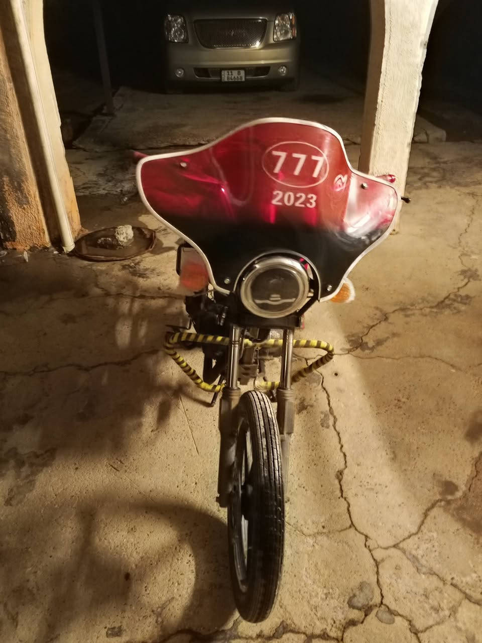 سلام عليكم دايوان موديل 22 نازله بل 23 كدامك النضافه اوراق اصوليه تروح بوجهك للترقيم مكفوله من البجم للدعاميه المحرك مكفول للاستفسار ***********
