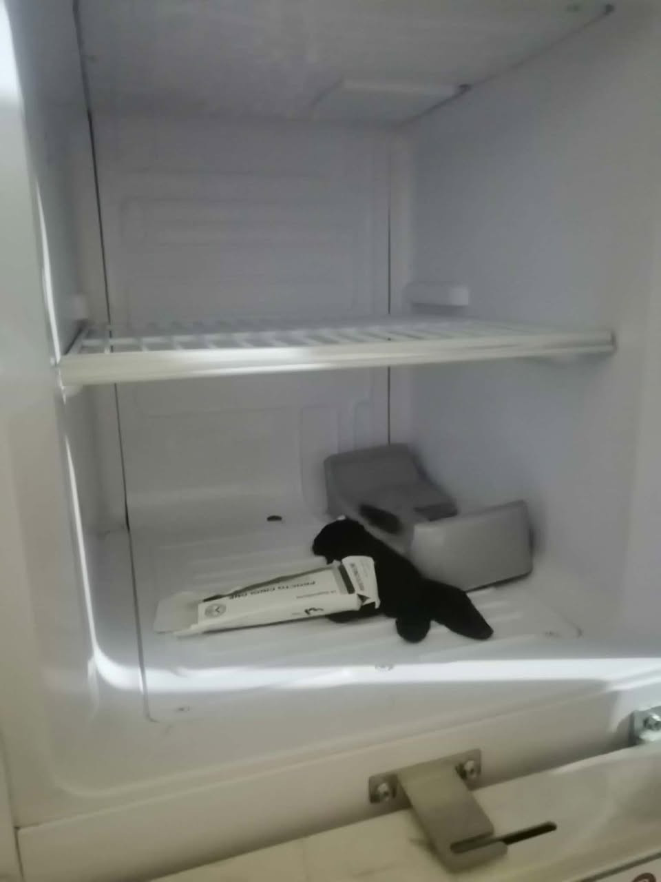 ثلاجه نضيفه استعمال قليل جنن ع الفحص والضمان اي ضرر مبيهه سعرهه 140 بغداد موجود توصيل


**إذا كنت صاحب هذا الإعلان وتريد حذفه لأي سبب، رجاءا أرسل رسالة إلى الدعم الفني**