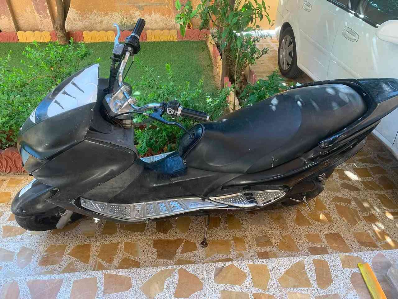 اعاده النشر بسسب الوعد الكاذبه ماجسته بومه محرك نار شرط بس ينرادلها وايرمنيه صالنصه رياضي يعني طرب ما متواجد بس على الواتساب *********** السعر 250 وبي مجال
