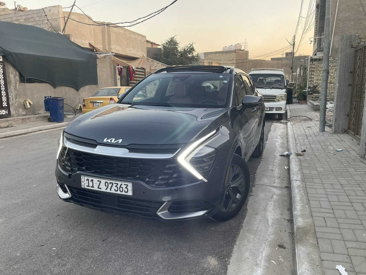 السلام عليكم كيا سبورتج 2024 SX فول مواصفات
 
               للبيع ولمراوس

             ماشيه :34 آلاف 

 الضرر : موضح بالصور جنطه بلاد نفس الون بدون صبغ او جاملغ مصبوغ او جاملغ امامي جه السائق بي طخه بصيطه بداية الجاملغ هم انصبغ 

#المواصفات 

الون رصاصي فيلي 

1. شاشه كبيره متصل 

2. بصمه

3.بنوراما 

4.تشغيل عن بعد 

5. جنطه كهربائيه 

6. رادارات جانبيه

7. رادار امامي

8. لايتات لد 

9. بكلايت لد 

10. كشنات لون احمر 

11.تدفة كشنات بالكشنات 

12. ويل كب 

13.اشاير بالمري

14.كيجات دجيتل 

15. قطعتين تبريد 

16. تبريد لمس 

17. تحكم 

18. نظام سبورت ايكو عادي

19. تو ويل

20.ايقاف ذاتي اوتو ستوب

21.حساسات خلفي 

22. اوتو هولد 

23. نظام منحدرات 

24. كشنات كهرباء

25. شحن وايرليس 

26. كشافات

27.كشن السايق ميمري خزن 

العنوان:-بغداد الدوره

رقم بغداد بسمي تحويل مباشر 

رقم الهاتف:***********
