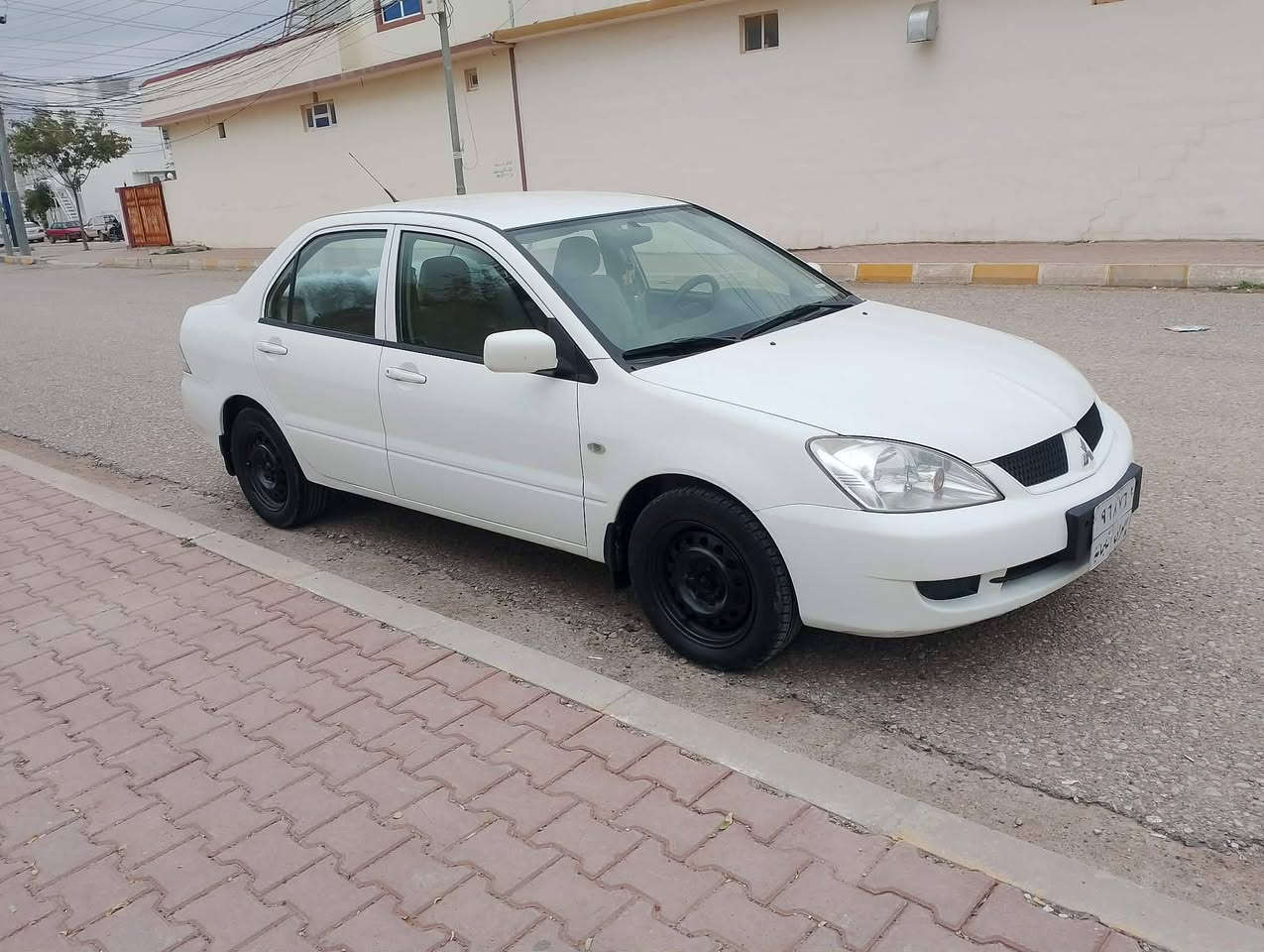 بسم الله الرحمن الرحيم
لانسە 2009  دوو پارچەی هەیە بێ ناوگرتن  تۆماتیک ڕەقەم سلێمانی سەنەوی پێنج مانگی ماوە  شوێن کەلار  مکینە گەورە
ڕەقەمی سلێمانیە
سعری هە شتا و هەشت گەڵاوو مەعاملە


**إذا كنت صاحب هذا الإعلان وتريد حذفه لأي سبب، رجاءا أرسل رسالة إلى الدعم الفني**