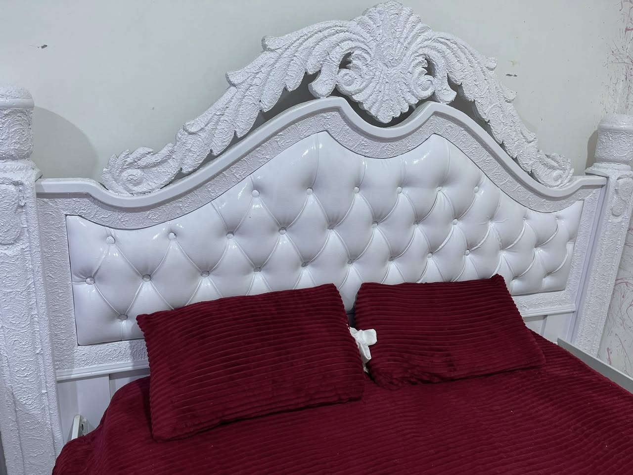 غرفه جديدة للبيع كويتي جديده كلش مستخدمه قليل ب١٢٥٠وبيها مجال غليل رقمي ***********
