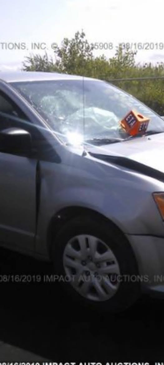 دؤج كرفان 2019للبيع سياره جاهيز مستخدم بيت سنوييه جديد هذه جديد سعر 160 تفاصيل أكثر ل***********
