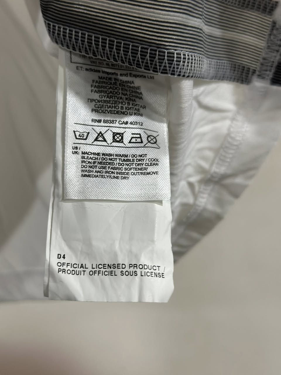 دريس اصلي
✨ القياس: M
✨ الحالة: قطعة جديدة تقريبًا
✨ الأصالة: أصلي 100% (ليس تقليد)
✨ الاستخدام: رياضي / كاجوال
💰 السعر: 20 ألف مع التوصيل

قطعة أنيقة ومريحة، مناسبة للرياضة أو اللبس اليومي، فرصة ممتازة لعشّاق منتخب ألمانيا ⚽🔥


**إذا كنت صاحب هذا الإعلان وتريد حذفه لأي سبب، رجاءا أرسل رسالة إلى الدعم الفني**