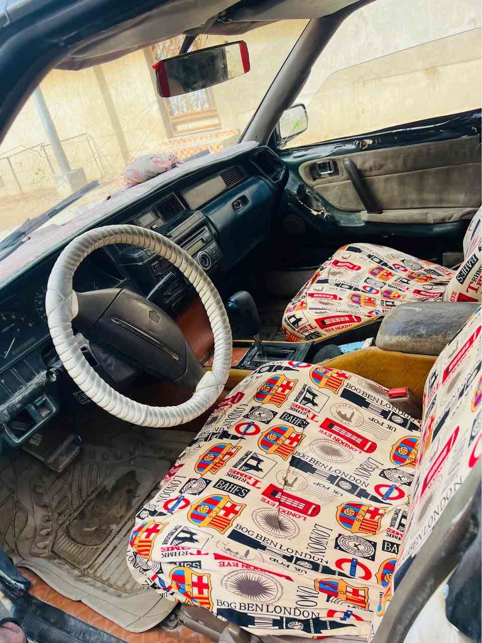 سياره هارتوب مديل 1993 مكفوله من الكص والنقل والضربه سياره حلوه مكينه وكير نضيفات كهربائياتهه يرادلهن ترتيب شوي بس كلهن شغالات رقم بصره مشروع وطني راعيهه موجود السعر 30 وبيهه مجال للاستفسار *********** البصرة, العراق
