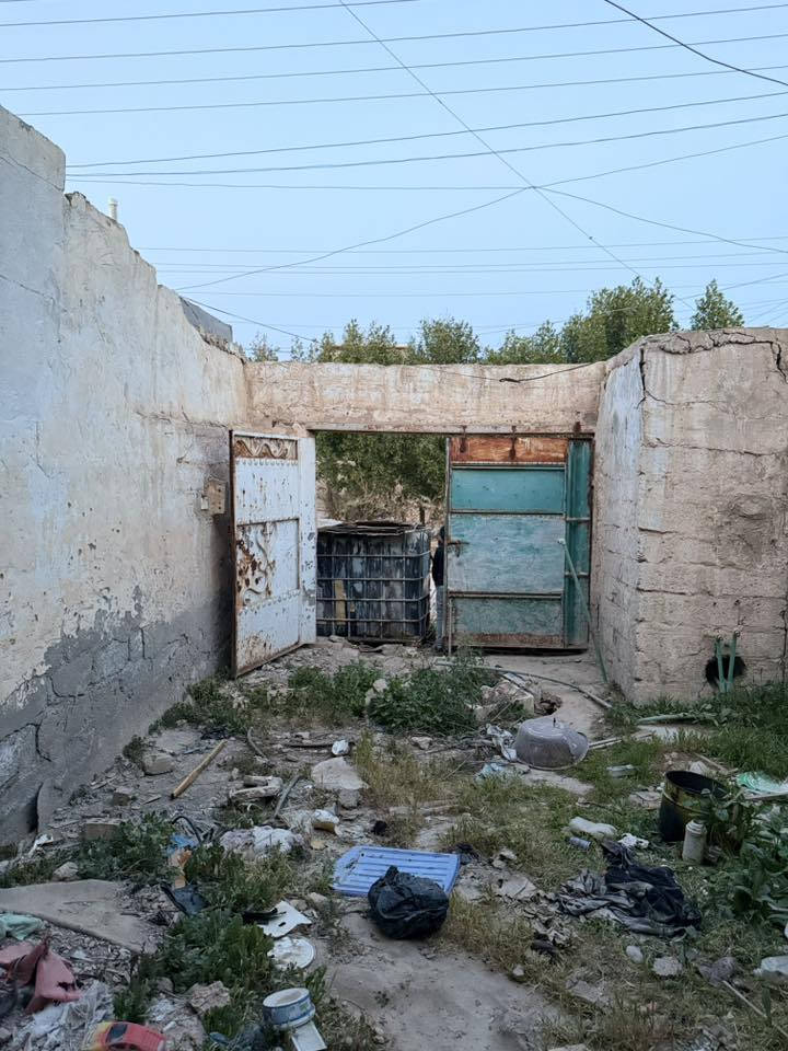 مكلف بالنشر // الدار للبيع منطقه ل7000 بمساحة 200م رقم الدار 7957 للاستفسار التواصل ع الرقم  *********** واتساب فقط
