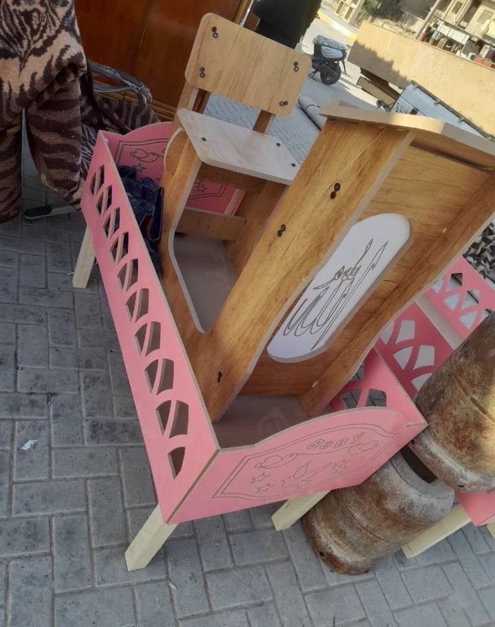 سلام عليكم اخوان كنتور لبيع معه ميز معه زاويه معه جرابي كلمن وسعره يريد يراسلني خاص وني بل خدمه ويضن اشتري غرف نوم مستخدمه مكاني رميثه  توصيل موجود للمحافظه ورقمي لتواصل ***********
