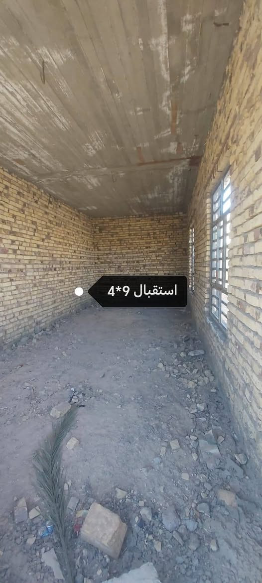 السلام عليكم
بيت للبيع طابوق درجه اولى مساحة البناء 200م مع ترك 100م صب بتلو اساس و سطح

يحتوي على

*غرفتان 5*4 مع حمام داخلي لكل غرفه

*صاله 10*4 درج دور

*مطبخ 5*4

*استقبال9*4

المكان. البراكية شارع المطار القديم

للاتصال. ***********
