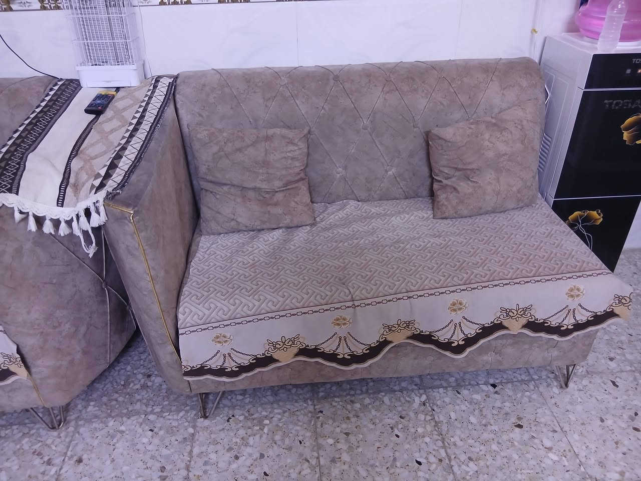 من رخصه الادمن  السلام عليكم  أغراض منزليه لبيع  غرفه النوم ١٠ قطع ٦٠٠ الف وتخم ديوان تفصال ٢٥٠ كنتوا صاج نظيف ٢٥٠ جرابي زوج ١٤٠ ام النفر بلازما ١٠٠ ثنين


**إذا كنت صاحب هذا الإعلان وتريد حذفه لأي سبب، رجاءا أرسل رسالة إلى الدعم الفني**