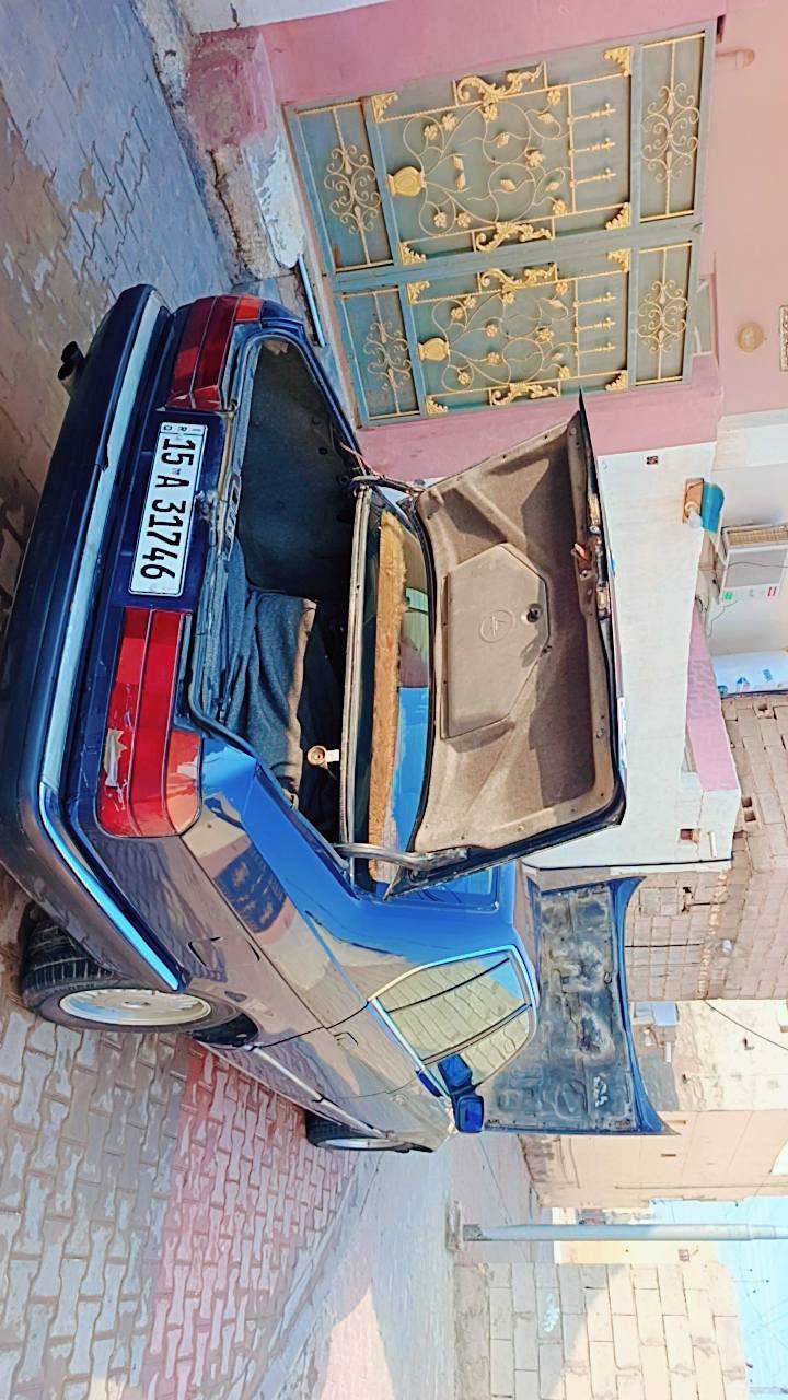 السلام عليكم بي ام 735فول مواصفات ماعدا الفتحه رقم انكليزي انبار بسمي كيرمحرك خيرمن الله تبريدتدفئه شغالات باتري جديداترايك مفتوح السعر50مكاني رمادي تاميم ***********
