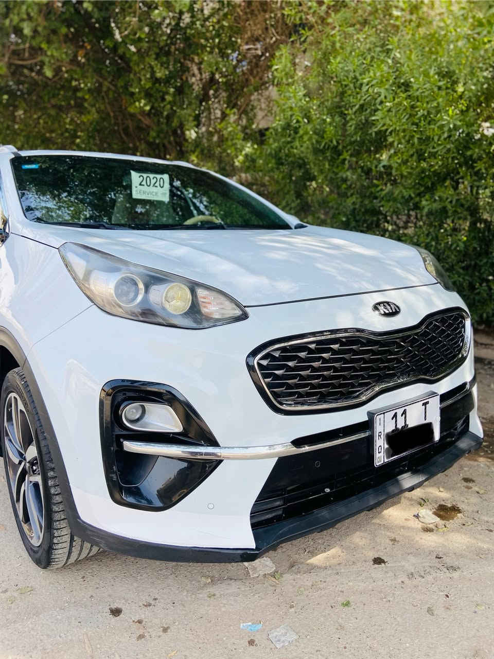 السلام عليكم
سياره للبيع كيا سبورتج موديل2020 
السياره  خليجيه مكفوله كفاله عامه من الصبغ والضربه والبارد
السياره رقم بغداد الدولي الجديد… باسمي ثاني يوم تحويل سنويه ل 2031 
السياره ماشيه 63 الف 
المواصفات: 
مري شفط 
السياره داخل جلد عسلي 
تحكم استيرن 
حساس امامي خلفي اصلي
اريل انفكيشن 
ويل 19 تخم تاير جديد 
5 ويل كب 
درايف مود 
السياره جديده لوك بحاله الوكاله 
مكاني بغداد مدينه الصدر ***********
