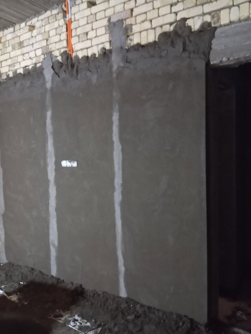 سلام عليكم خادمكم سجاد للفن خلفه بناء ولبخ اشتغل عدبل ومقطوعه وعلمتر متفرغ ح*********** المكان بصره
