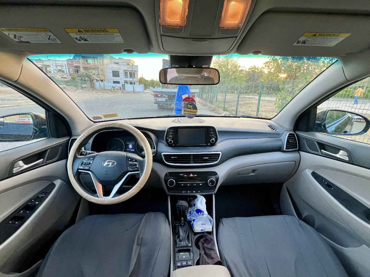 هۆندا تۆکسۆن ٢٠١٩ امریکی
بێ دەعم، پێش و پشت کەپس، تەنها چەند پەڵەیەك ساردی هەیە وەک لە فەحسەکە دیارە.
بەناوی خۆمە. ژ.م ***********
*********** أربيل, العراق
