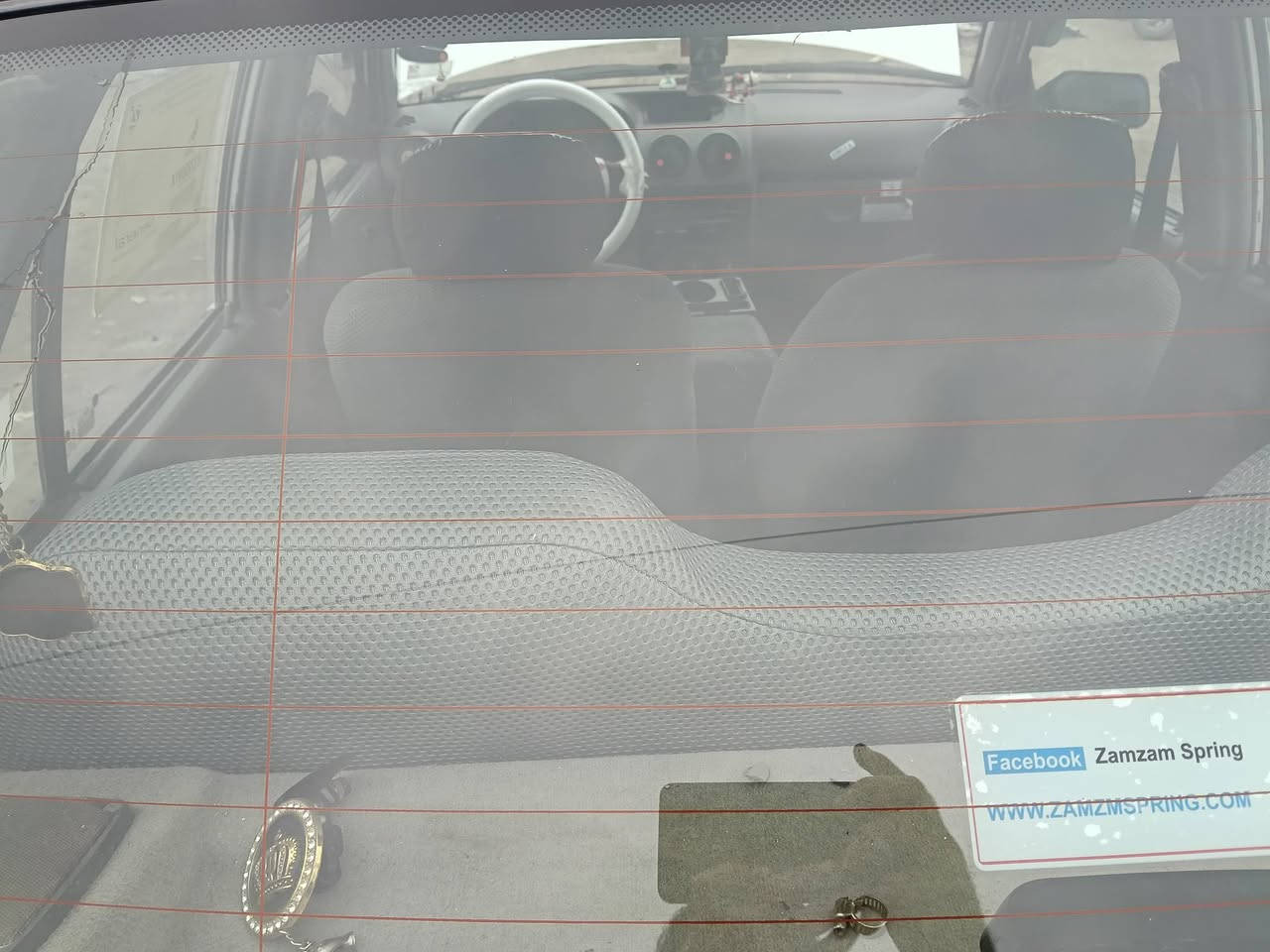 السلام عليكم سايبه موديل 2012معمره هلال جاملغ الخلفي ودوسه مال باب الامامي معمرات ثنينهن بس بل بدايه صدر جديد امامي خلفي تخم تأير مكينه جديد تبريد شغال كهربائيه كلها شغاله دوشمه كوستر وسياره خير من الله 
سعر/43وبيه مجال شي بسيط
عنوان /بغداد مدينه الصدر 
***********
