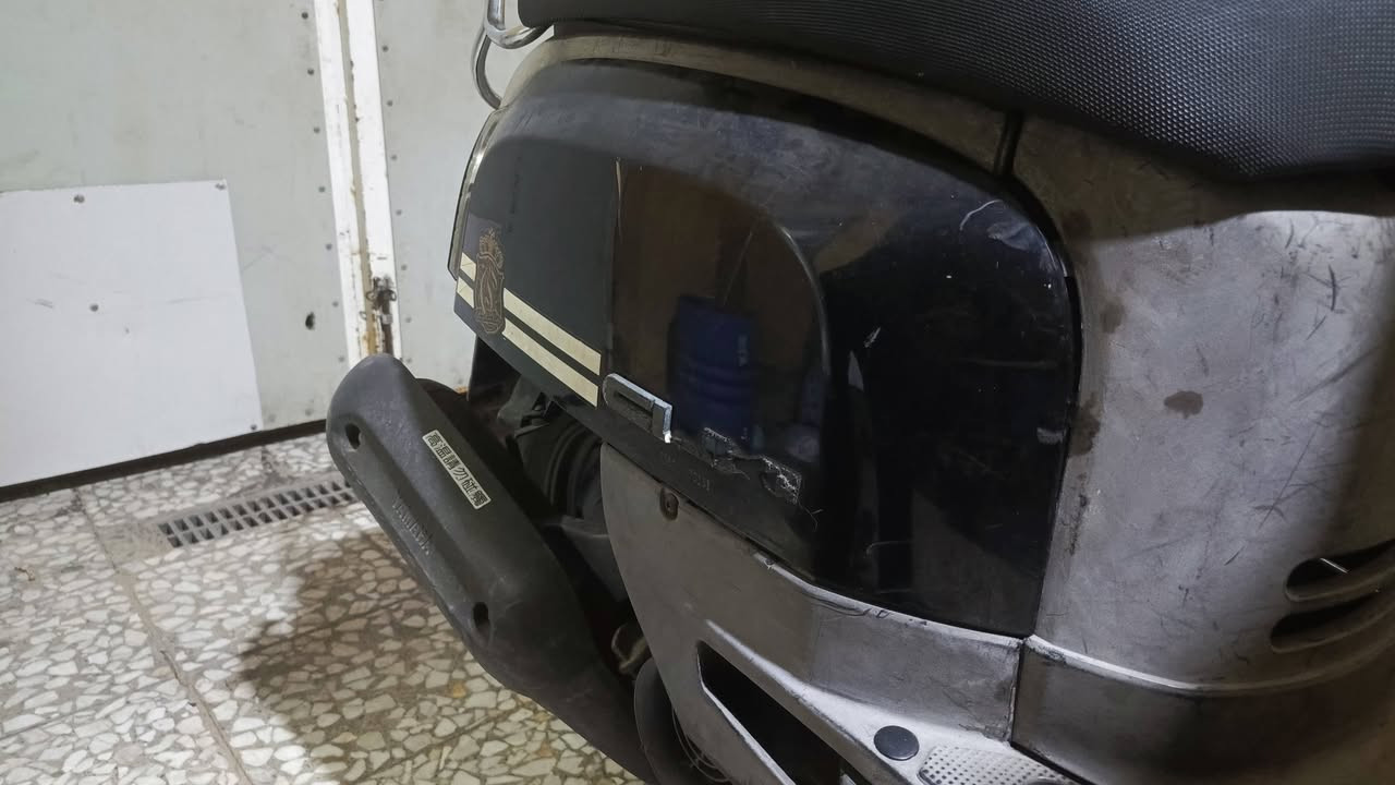 سلام عليكم دراجه للبيع ماكس بوليسي ختم واحد👍دراجه حاويه دراجه ما مفتوحة مكان دراجه نجف حي مكرمه الاستفسار على رقم. ***********
