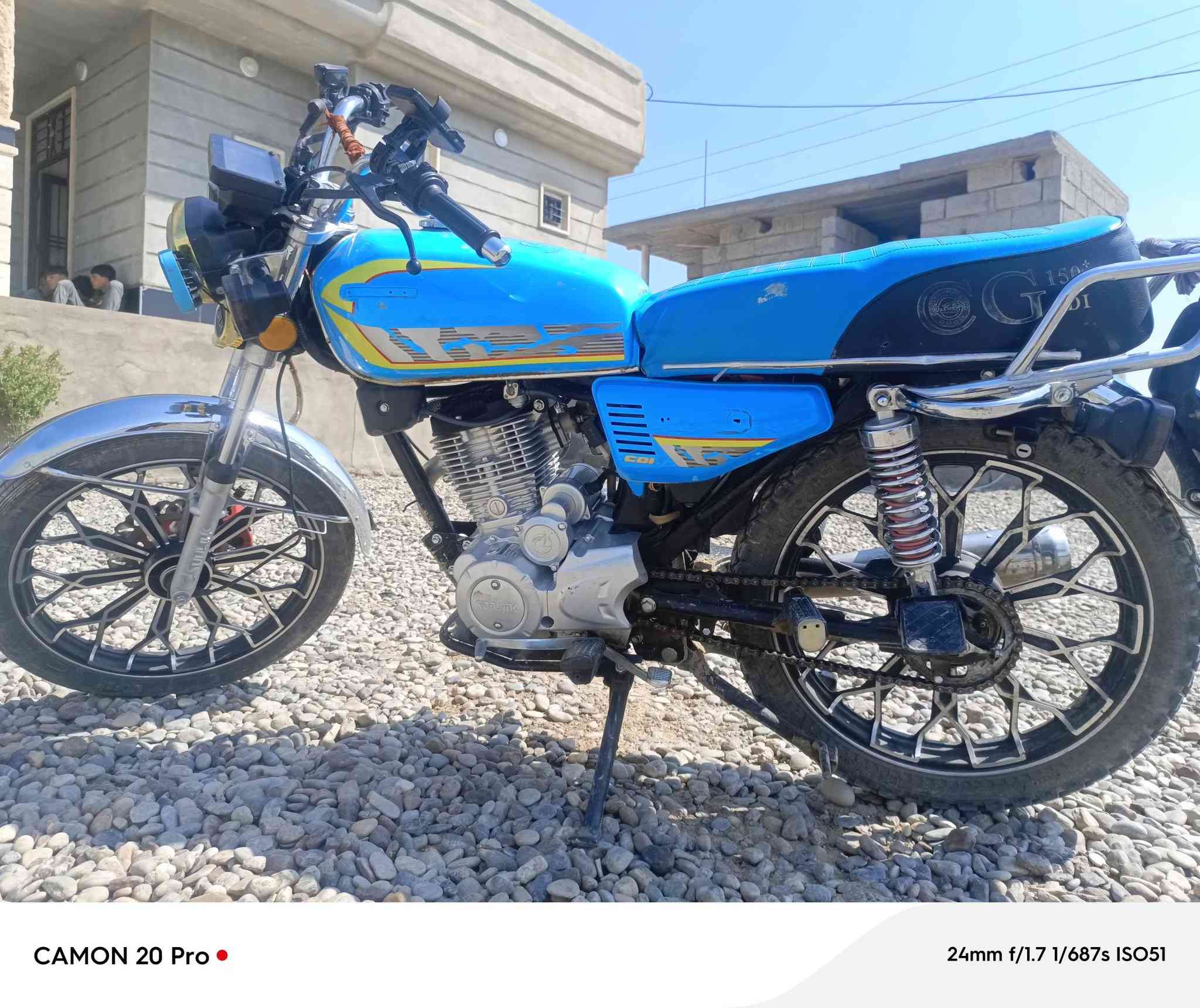 سلام عليكم مطور البيع سافان 24 شرط محرك صفر ما مفتوح منفيس موجود قبق الزنجيل موجود البيع السعر 680وبي مجال ‏‪***********‬‏
