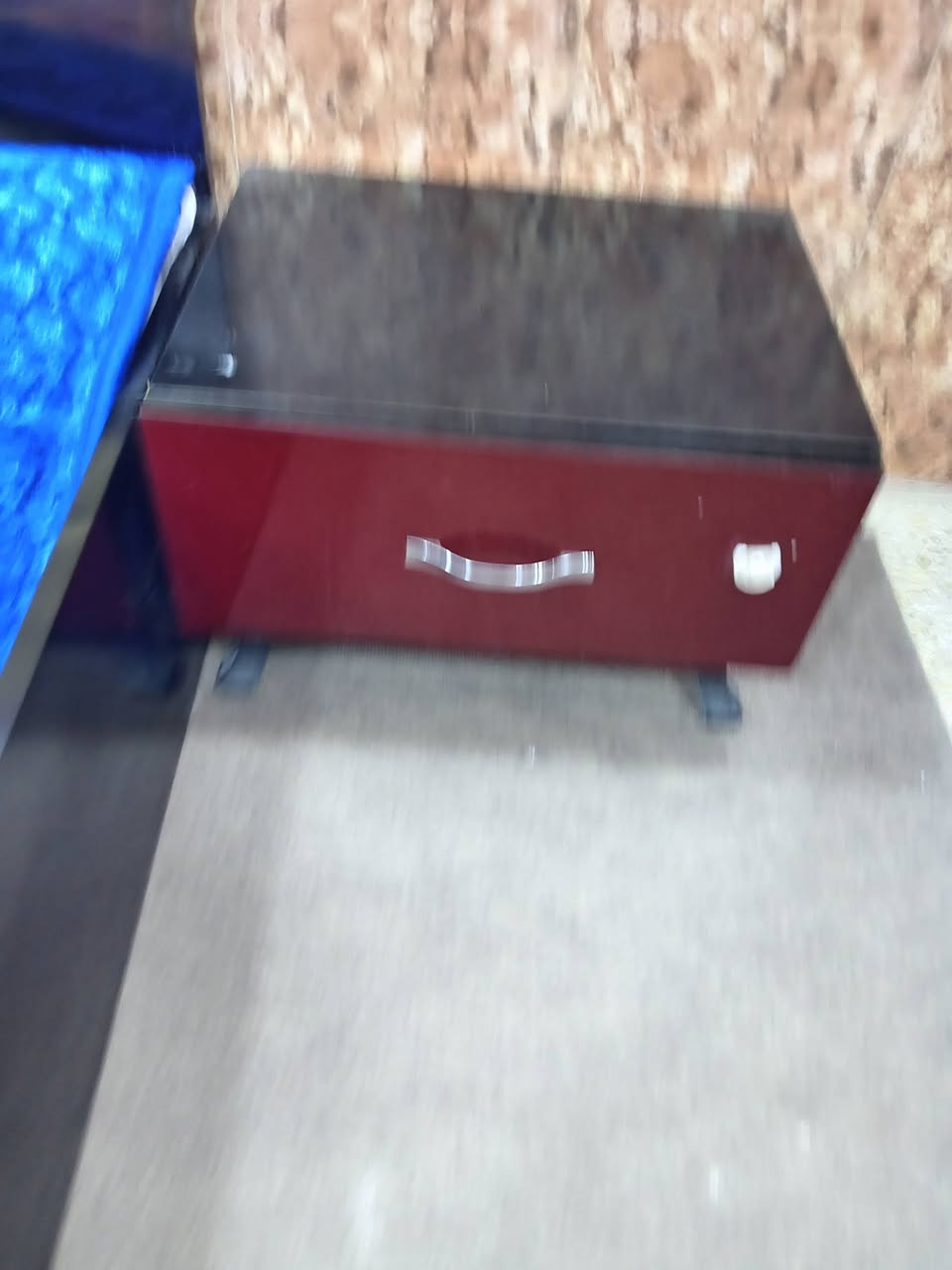 سلام عليكم غرفه تركيه لبيع 250بيهه مجال  بس عوزها تخت لن اني مخليه دوششك بس شراي يرسلني متواجده ع فيس


**إذا كنت صاحب هذا الإعلان وتريد حذفه لأي سبب، رجاءا أرسل رسالة إلى الدعم الفني**