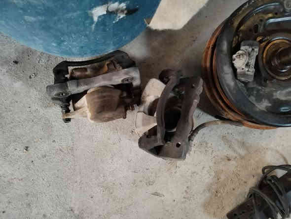 سلام عليكم اخوان أغراض هايسه للبيع كلمن وسعره اتصل وتدلل هذا رقمي *********** بي واتساب عنوان بغداد
