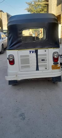 تكتك للبيع تيفيس موديل 22 شهر 9 سعر خاص رقم الهاتف 07849173207