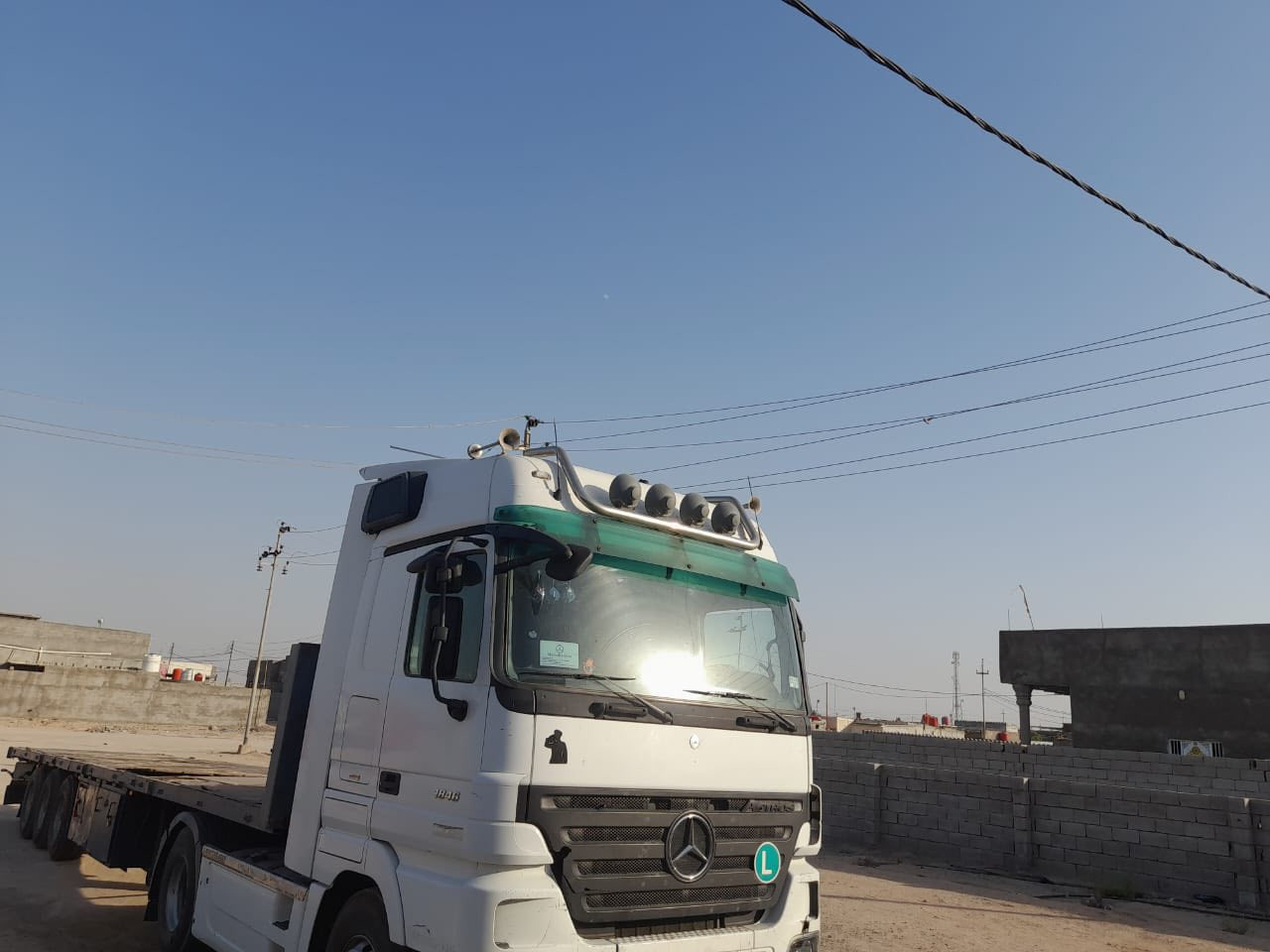 اكتروز الفين 8 مسجله بل سنويه صهريج نافذه رقم بصراه حجم 46 كفاله عامه سنويه بسمي السعر 320 رقم تليفون***********
