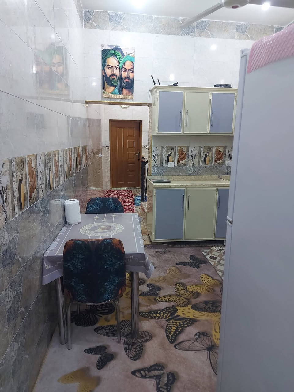 للبيع مشتمل
100م طولاني طابق ونص منطقة الفلاحية حي الامام الرضا 
بناء حديث فول بناء شارع 12 خدمات كاملة  ينباع مبادرة ونقد بناء حلو سعره مناسب. للتواصل ت. ***********
